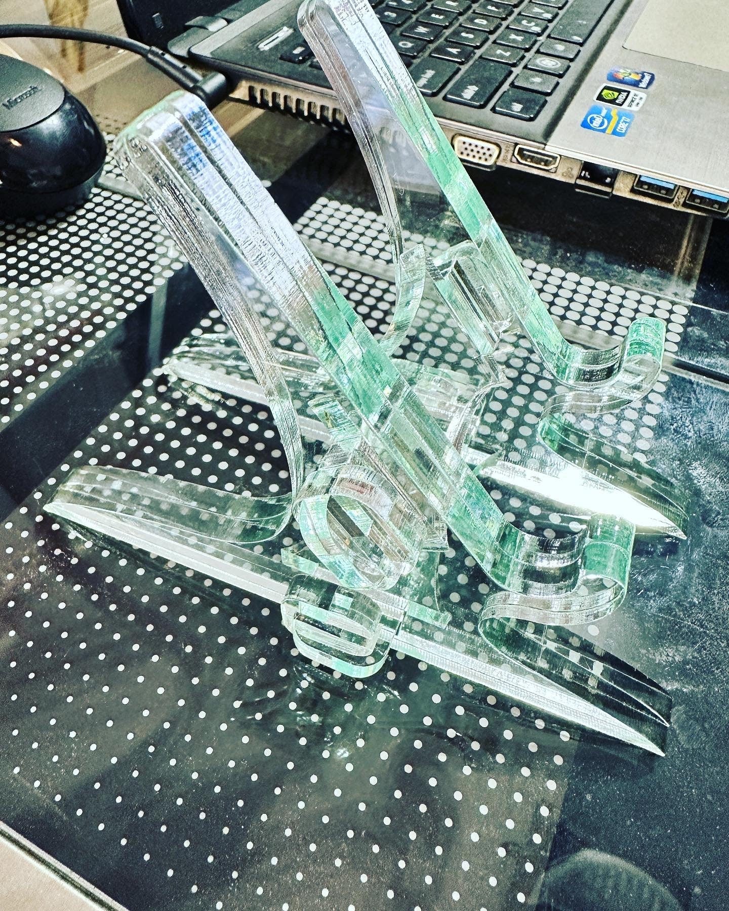 Thick Heavy - Phone/Tablet Stand - In Green Glass Acrylic, Clear Acrylic or Wood